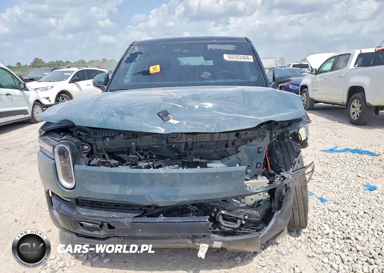 2025 Rivian R1S Premium VIN:7PDSGCBP4SN065223 - 5