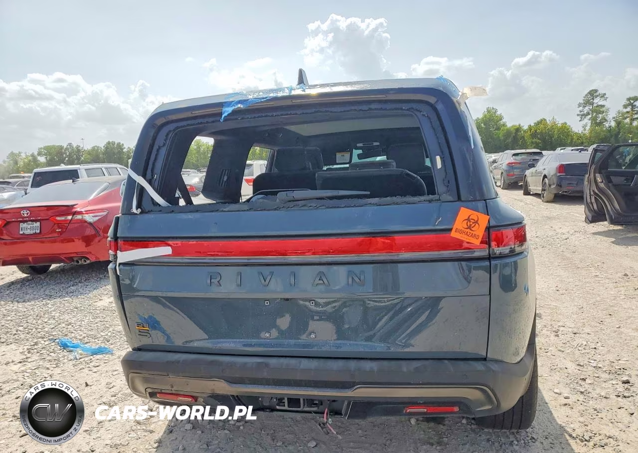 2025 Rivian R1S Premium VIN:7PDSGCBP4SN065223 - 6