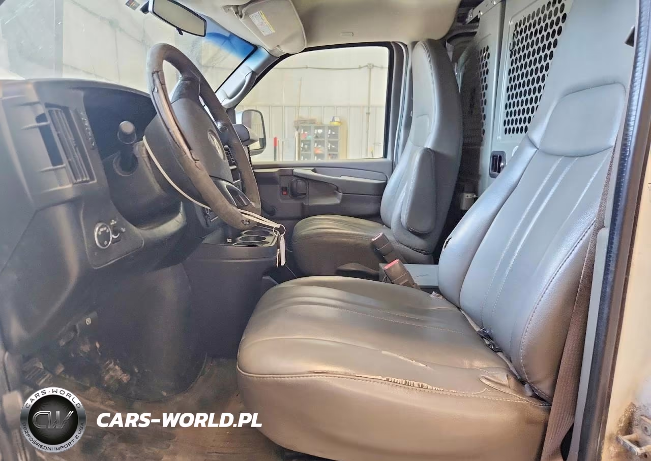2012 Chevrolet G2500 Express VIN:1GCWGFFA6C1179622 - 7