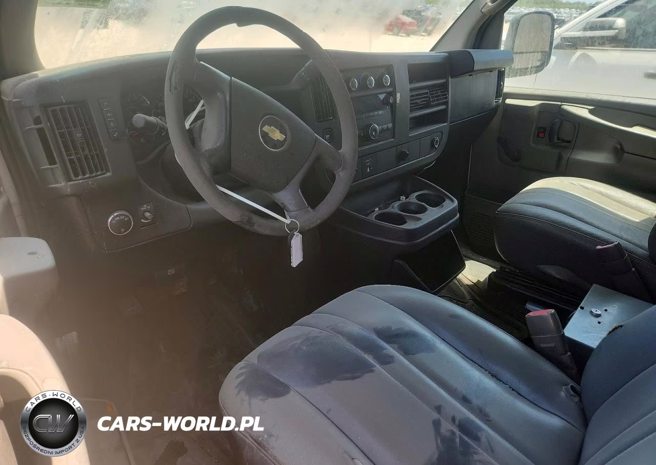 2012 Chevrolet G2500 Express VIN:1GCWGFFA6C1179622 - 8
