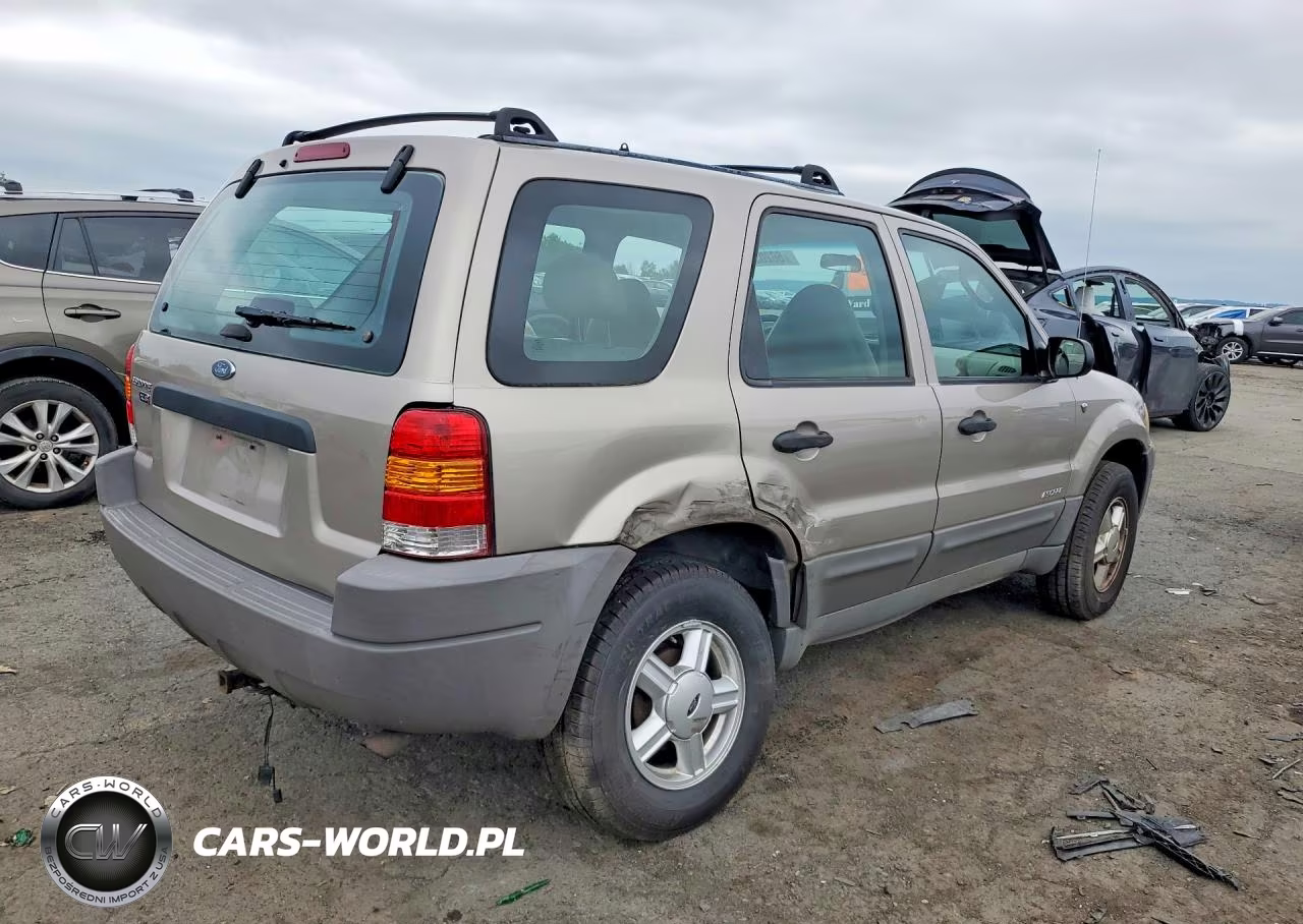2001 Ford Escape Xls 103 Wb VIN:1FMYU02131KA46713 - 3