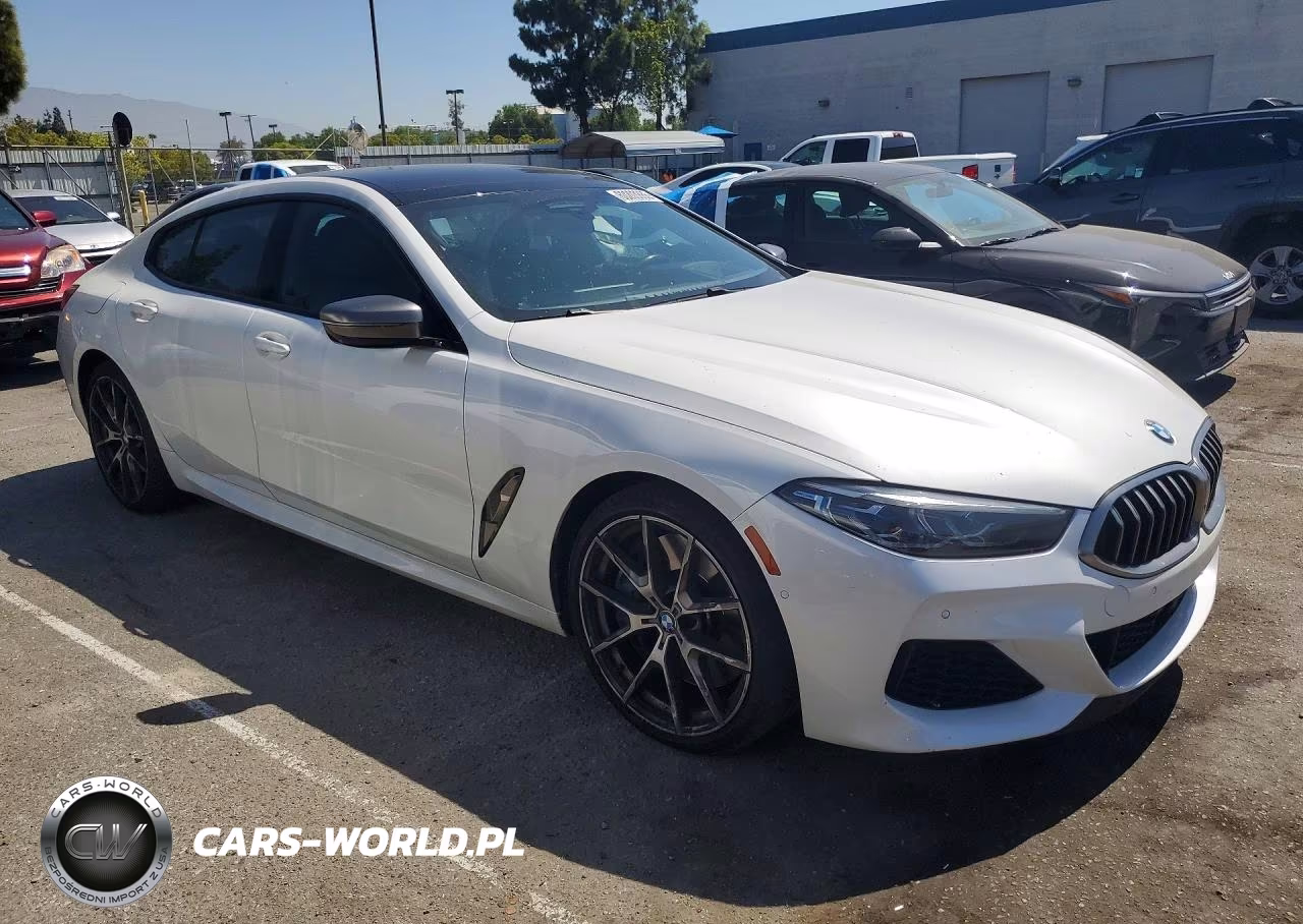 2020 BMW M850Xi VIN:WBAGV8C0XLBP48612 - 4