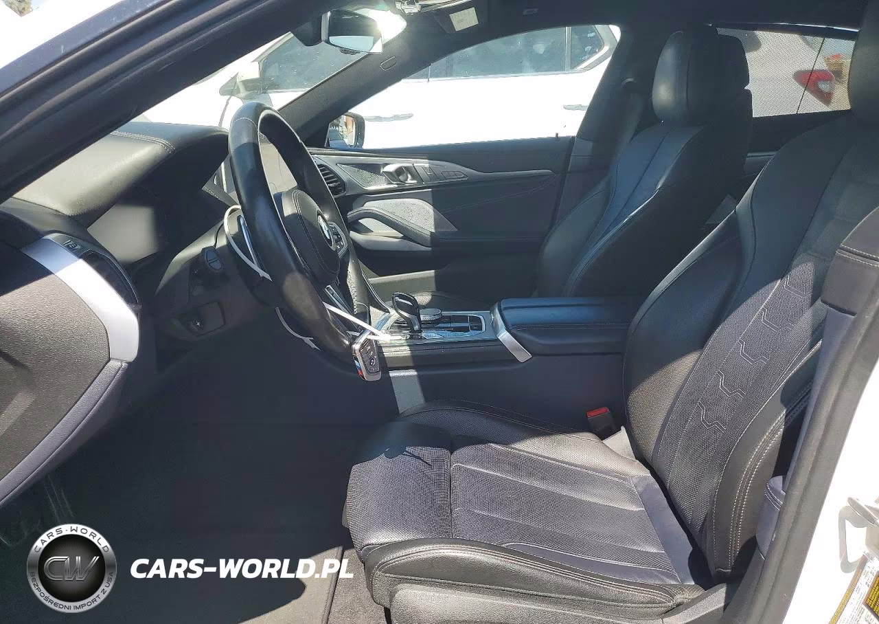 2020 BMW M850Xi VIN:WBAGV8C0XLBP48612 - 7