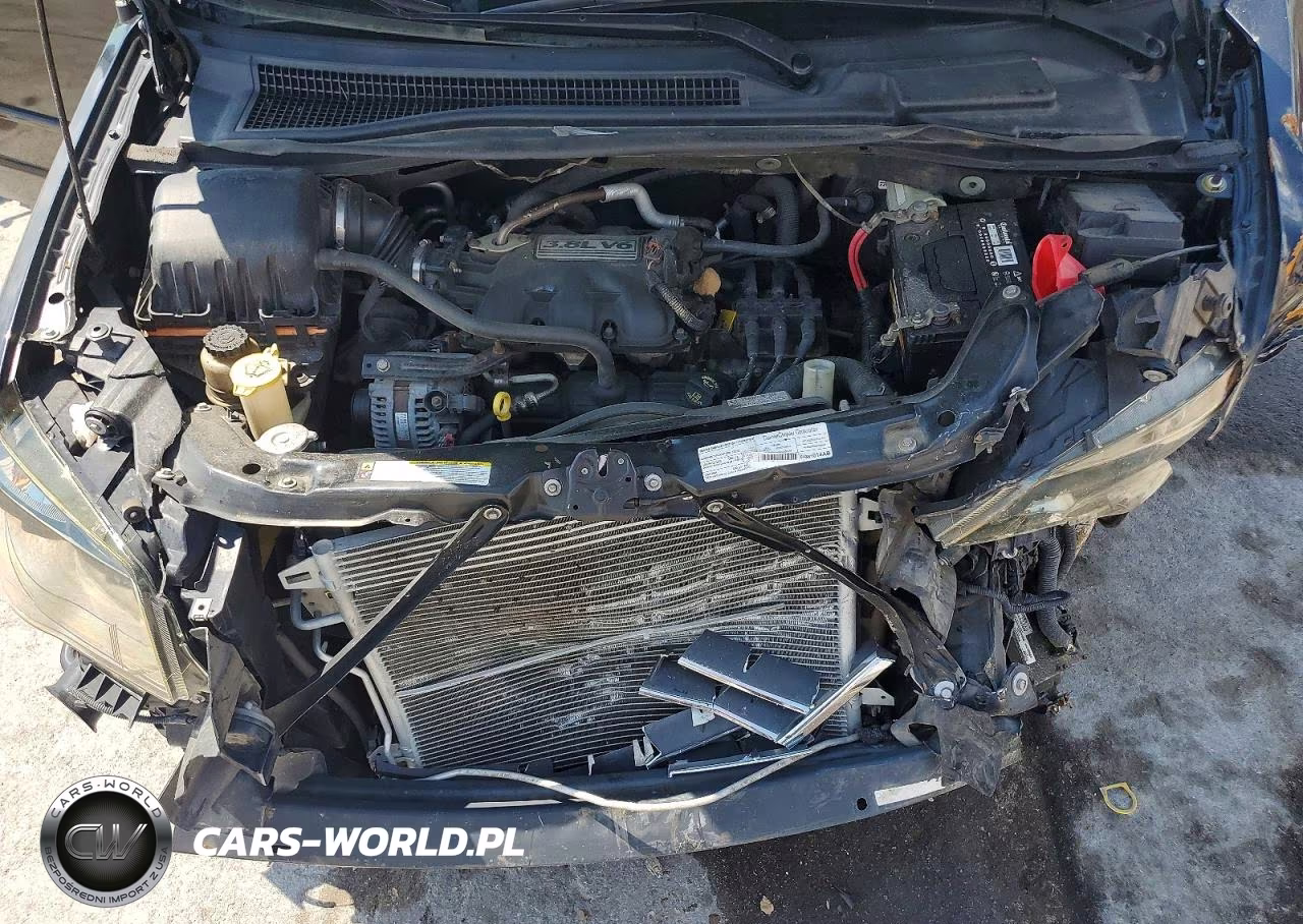 2008 Chrysler Town & Country Touring VIN:2A8HR54P28R768277 - 12