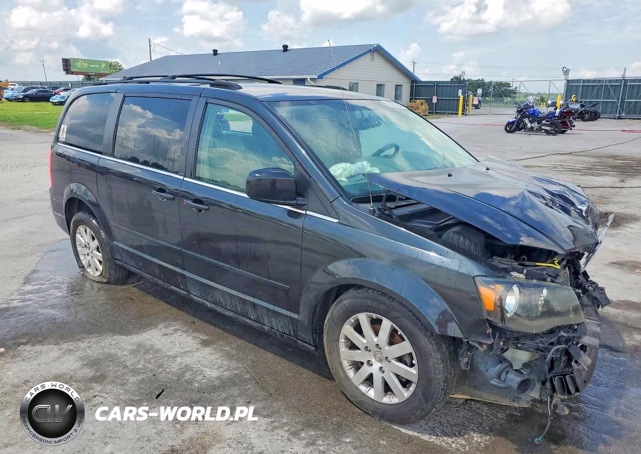 2008 Chrysler Town & Country Touring VIN:2A8HR54P28R768277 - 4