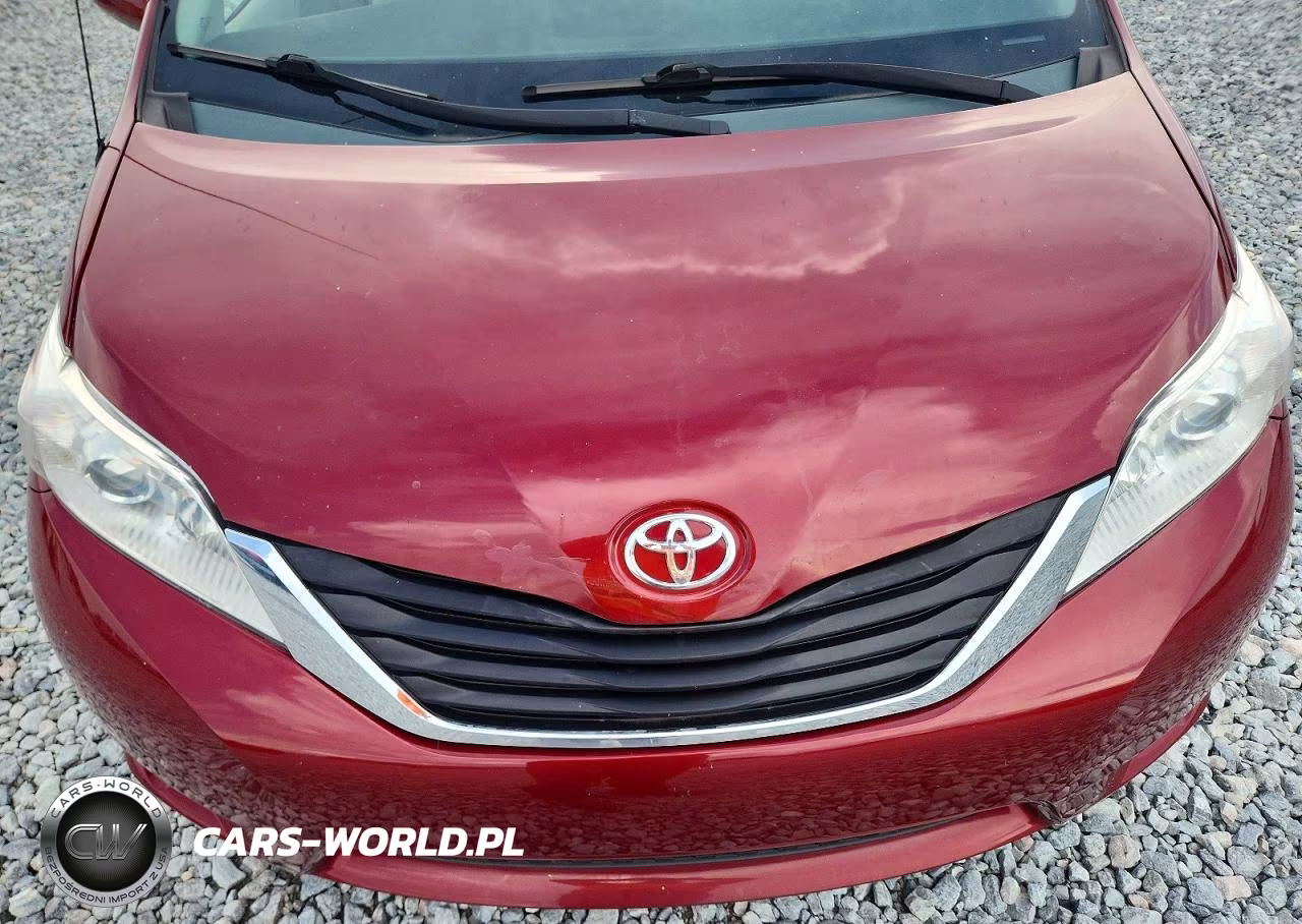 2014 Toyota Sienna Le VIN:5TDKK3DCXES486104 - 12