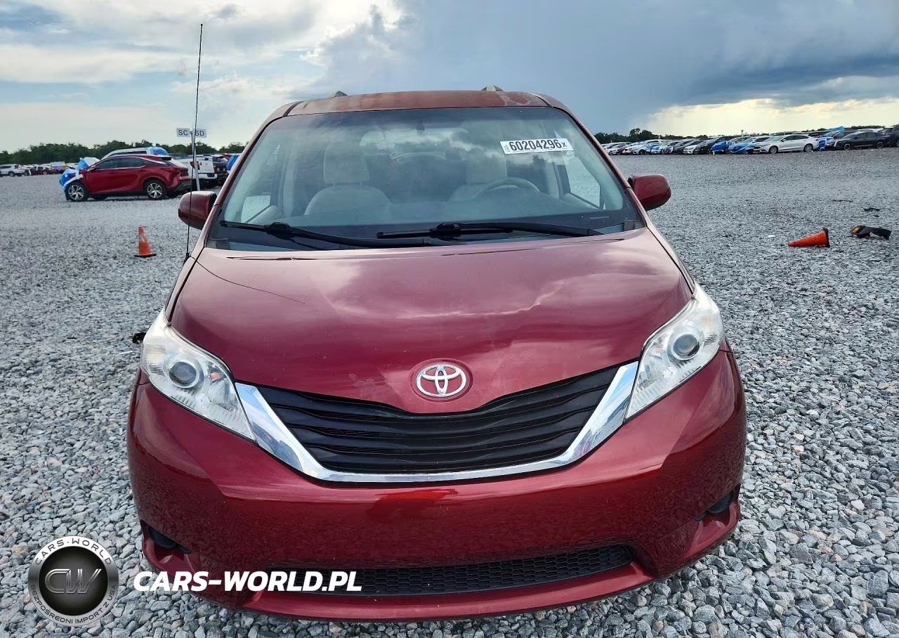 2014 Toyota Sienna Le VIN:5TDKK3DCXES486104 - 5