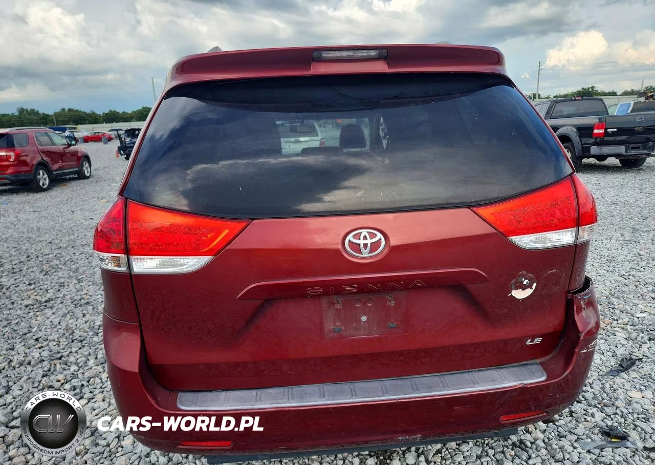 2014 Toyota Sienna Le VIN:5TDKK3DCXES486104 - 6