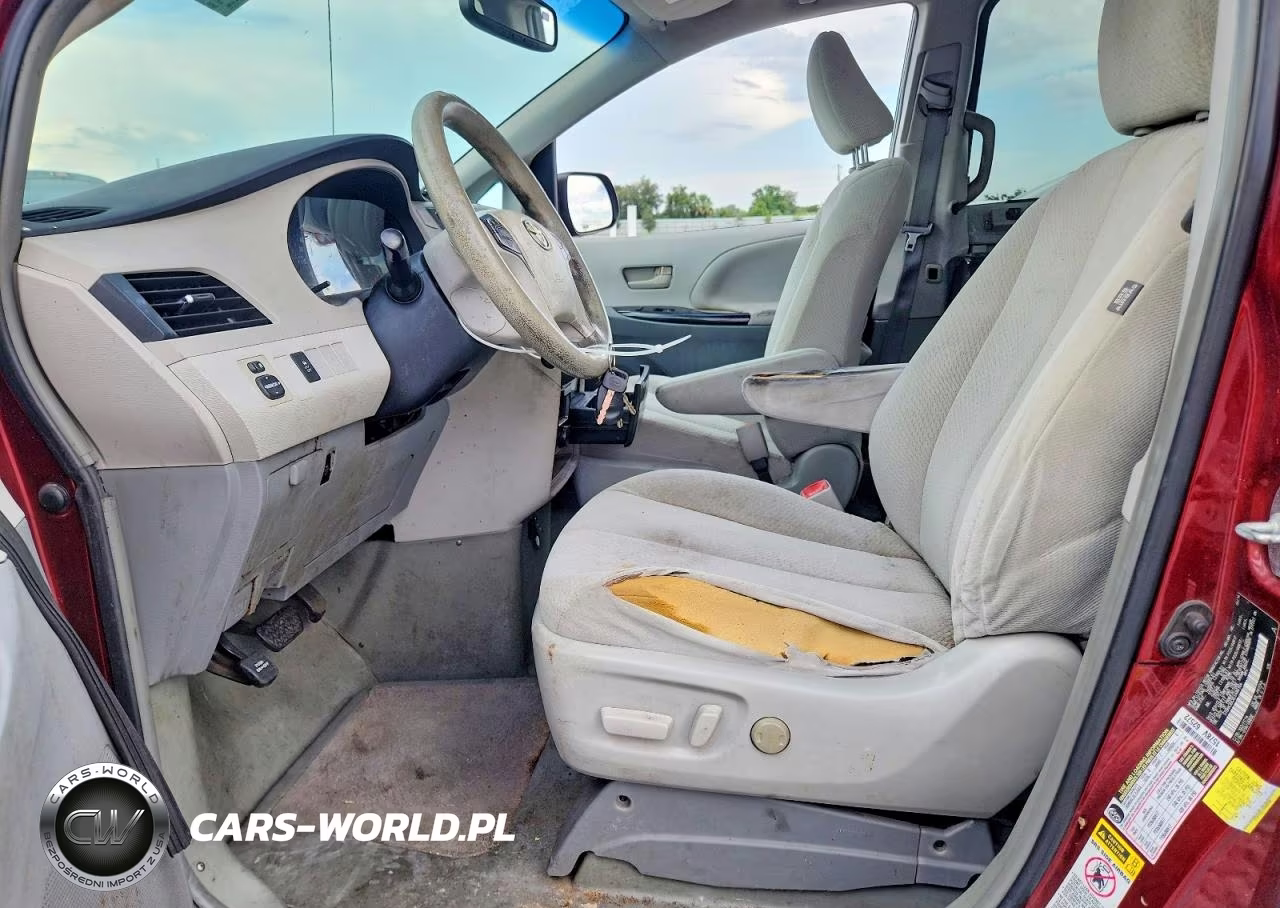 2014 Toyota Sienna Le VIN:5TDKK3DCXES486104 - 7