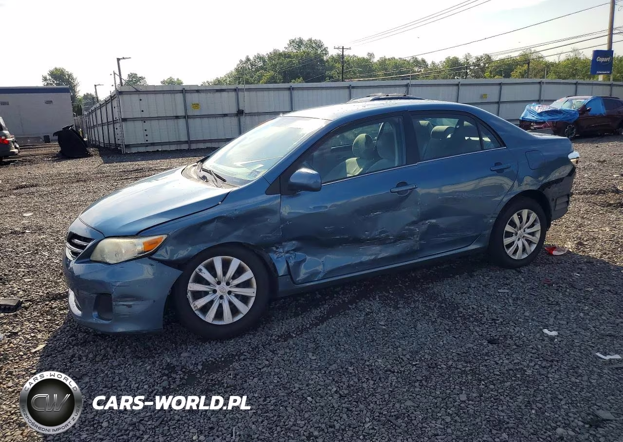 2013 Toyota Corolla Le VIN:5YFBU4EE9DP115765 - 1