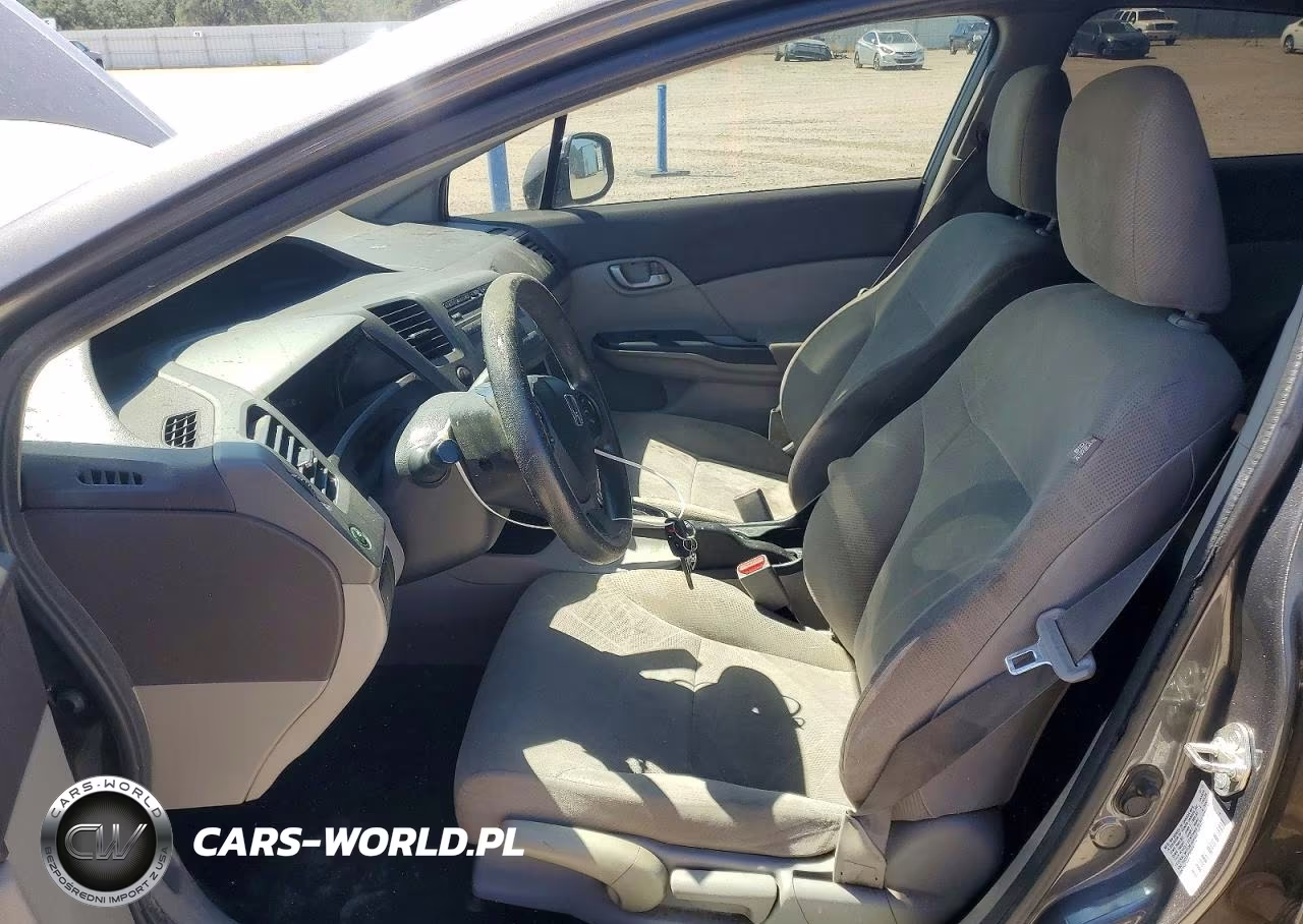 2012 Honda Civic VIN:2HGFB2F57CH603242 - 7