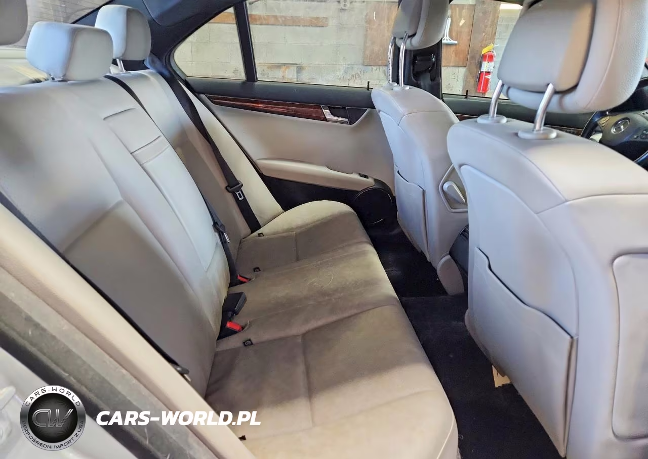 2009 Mercedes-Benz C 300 4Matic VIN:WDDGF81X89R079214 - 10