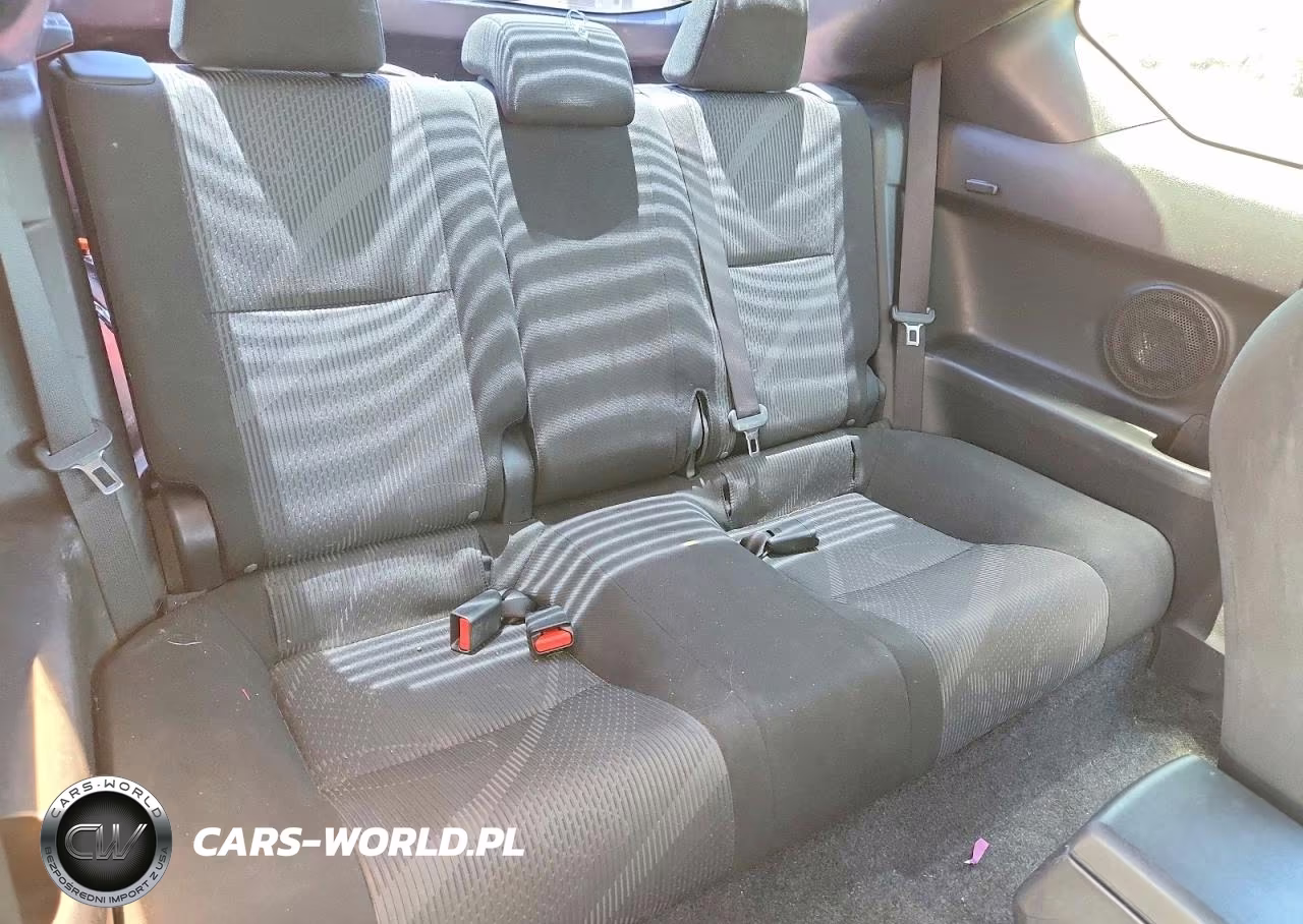 2011 Scion Tc Base VIN:JTKJF5C76B3003018 - 11