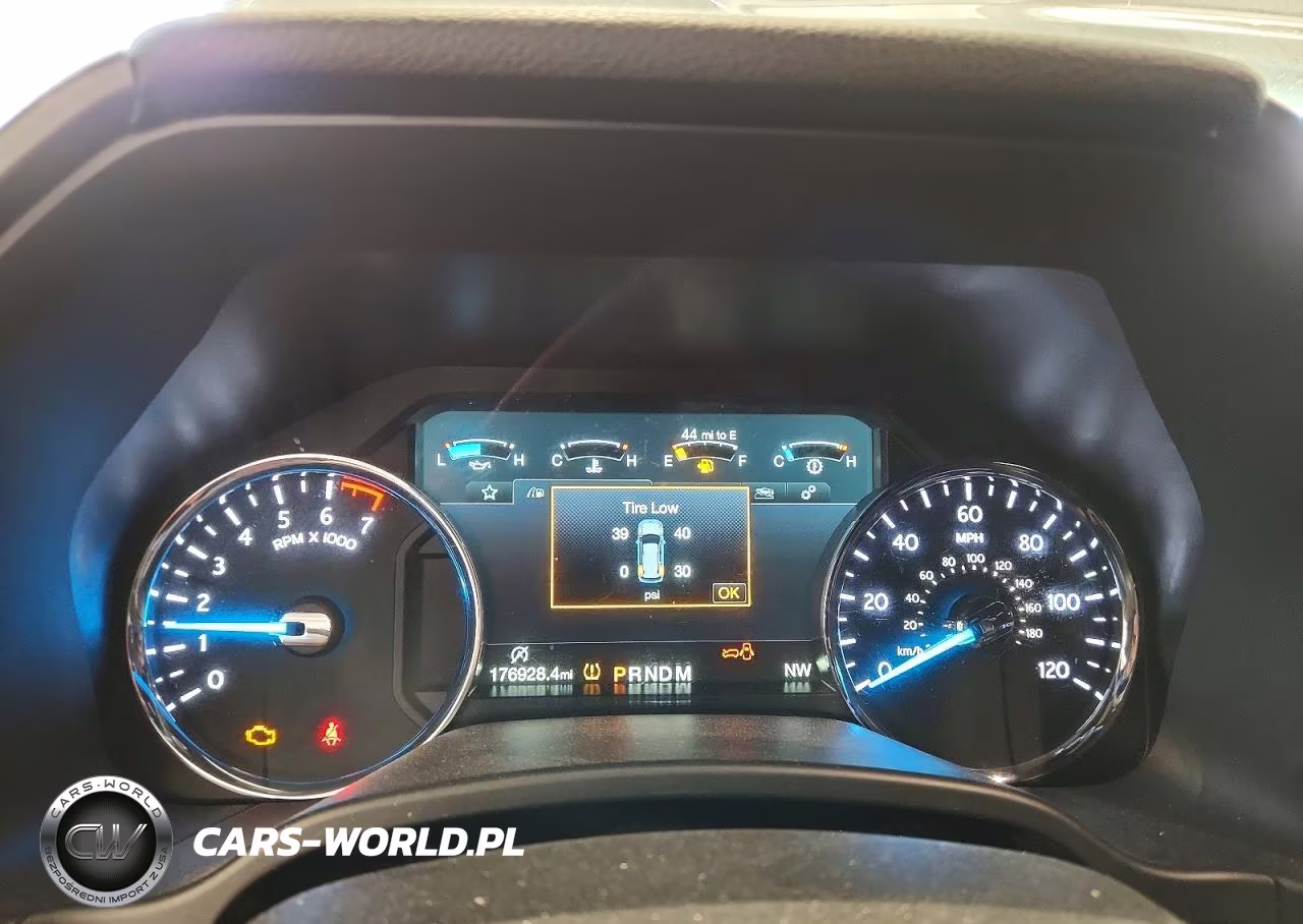 2018 Ford Expedition Limited VIN:1FMJU2AT7JEA19187 - 9