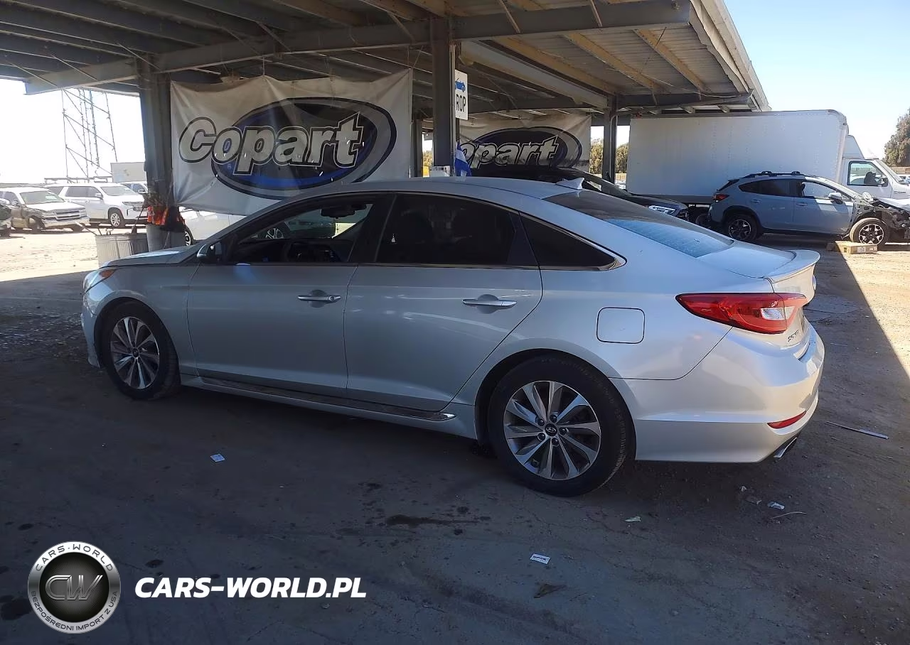 2015 Hyundai Sonata Sport VIN:5NPE34AF1FH102975 - 2