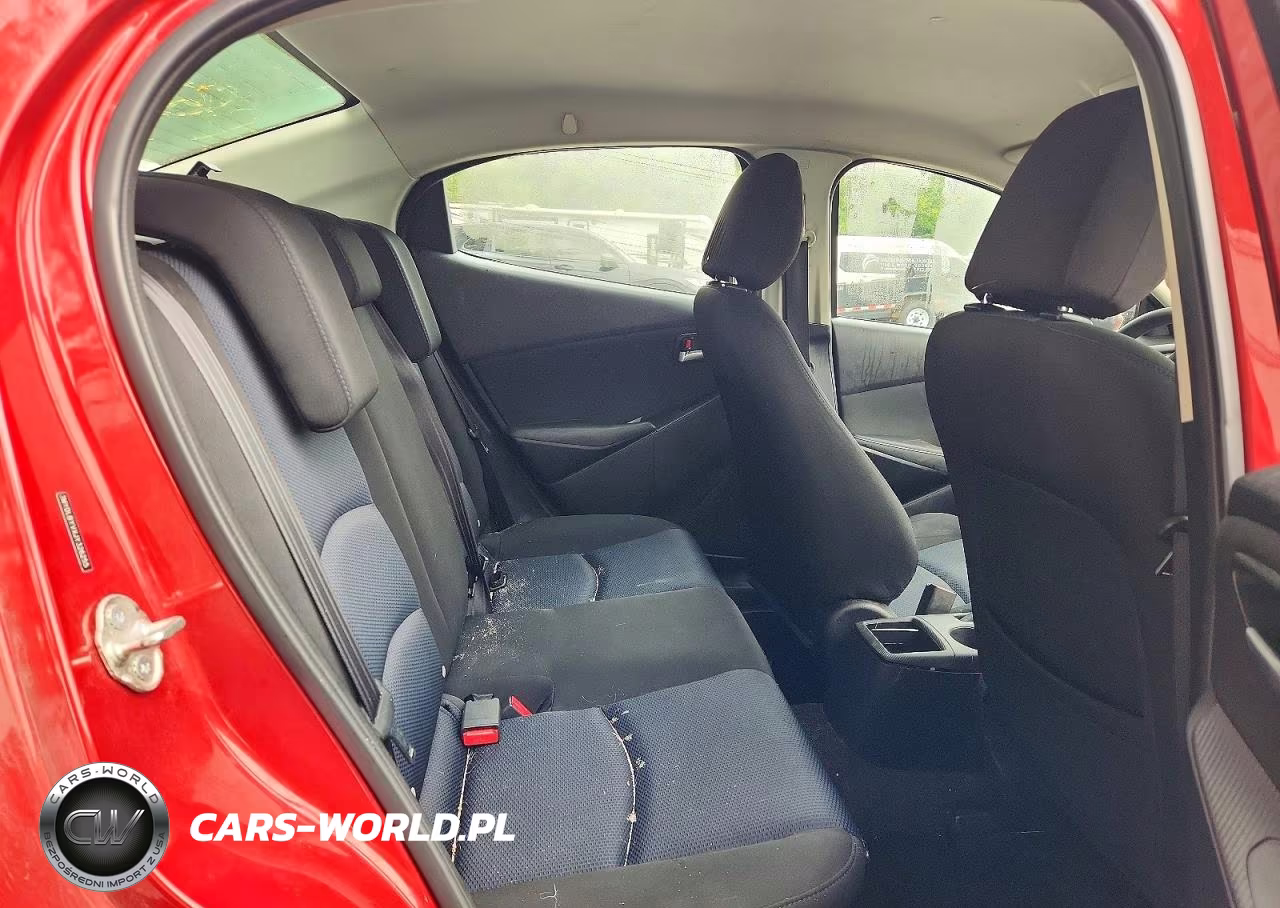 2018 Toyota Yaris Ia Base VIN:3MYDLBYVXJY326255 - 10
