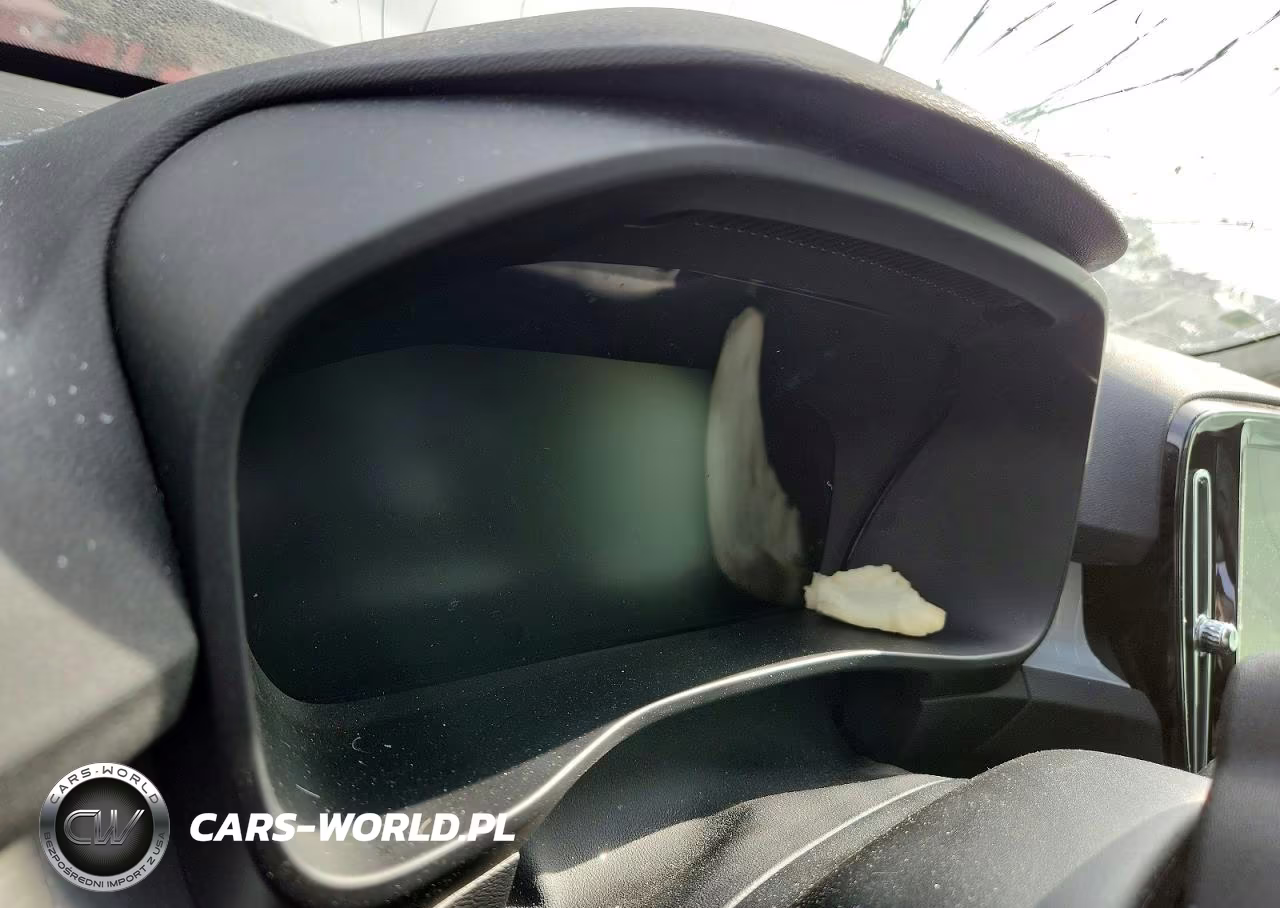 2019 Volvo Xc40 T4 Momentum VIN:YV4AC2HK7K2061184 - 9