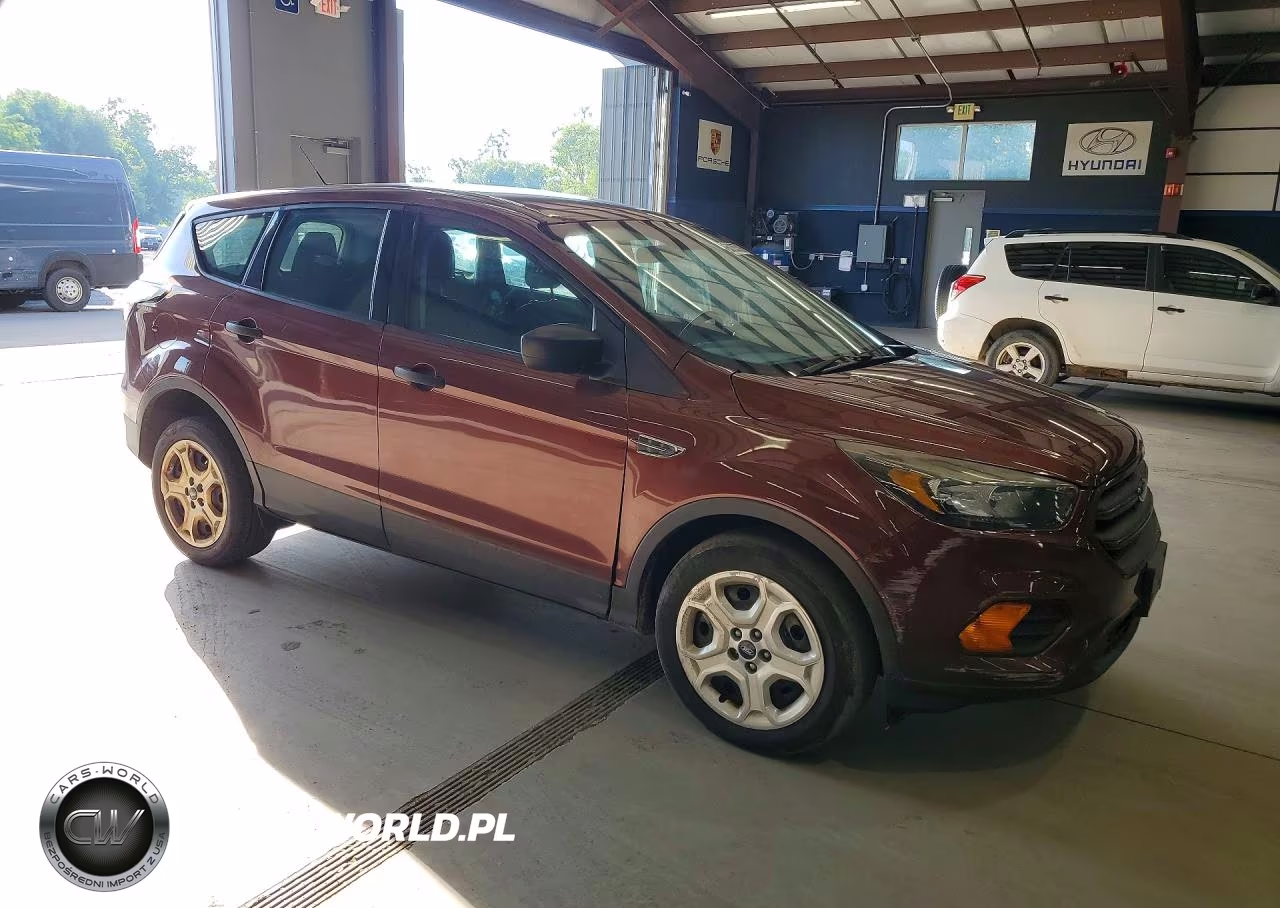 2018 Ford Escape S VIN:1FMCU0F72JUA49471 - 4