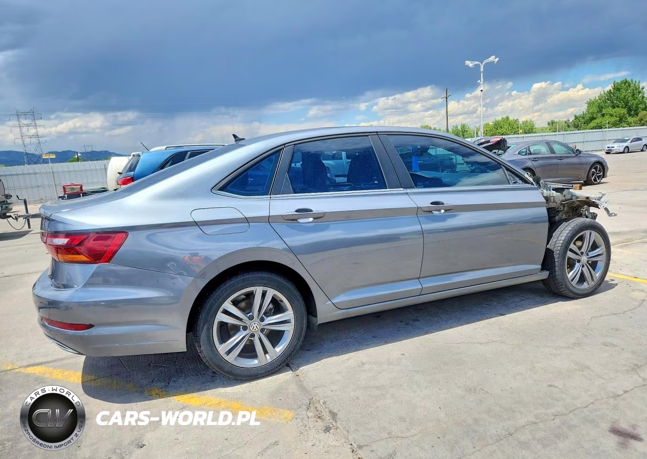 2019 Volkswagen Jetta S VIN:3VWC57BUXKM084588 - 3