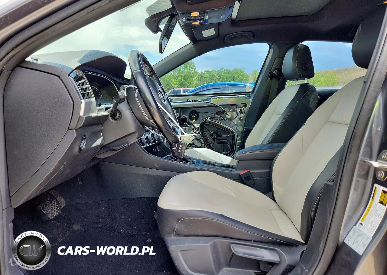 2019 Volkswagen Jetta S VIN:3VWC57BUXKM084588 - 7