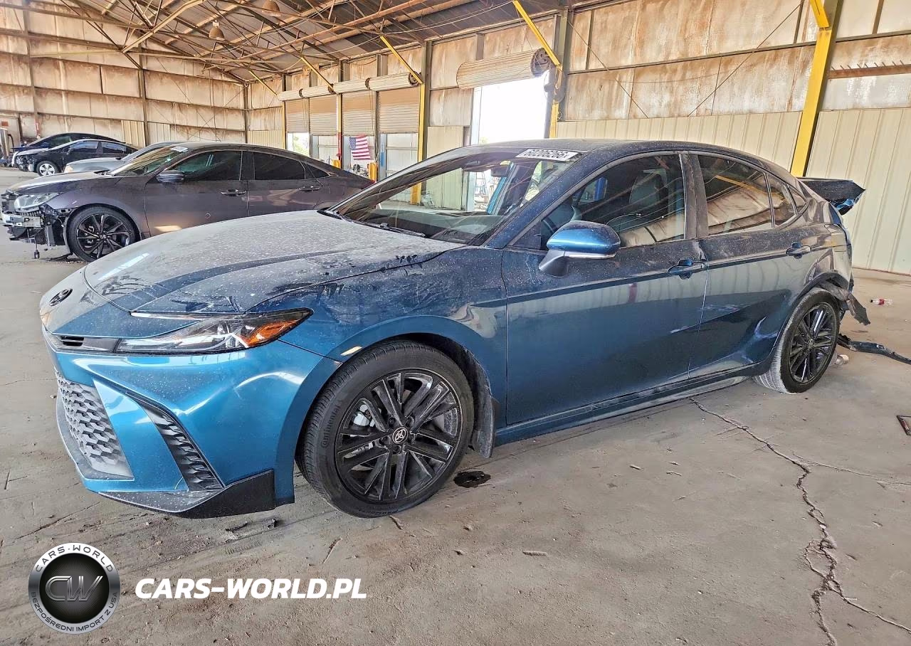 2025 Toyota Camry Se – zdjęcie 1 z 12