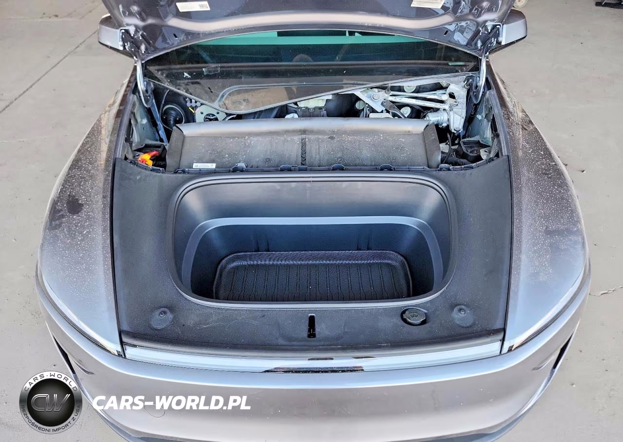 2026 Tesla Model Y VIN:7SAYGDED8TF575439 - 11