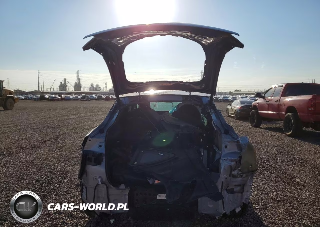 2026 Tesla Model Y VIN:7SAYGDED8TF575439 - 6