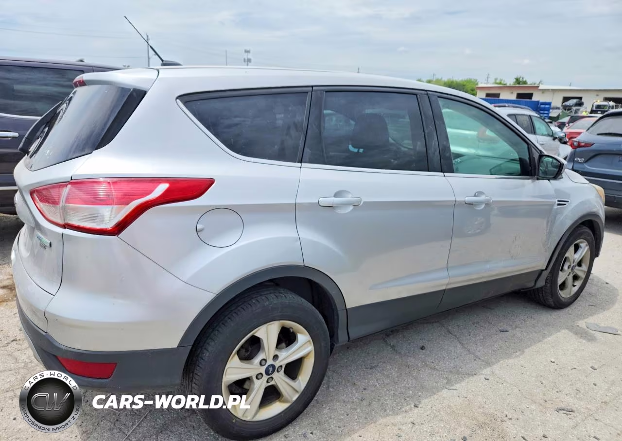 2014 Ford Escape Se VIN:1FMCU0G93EUC10058 - 3