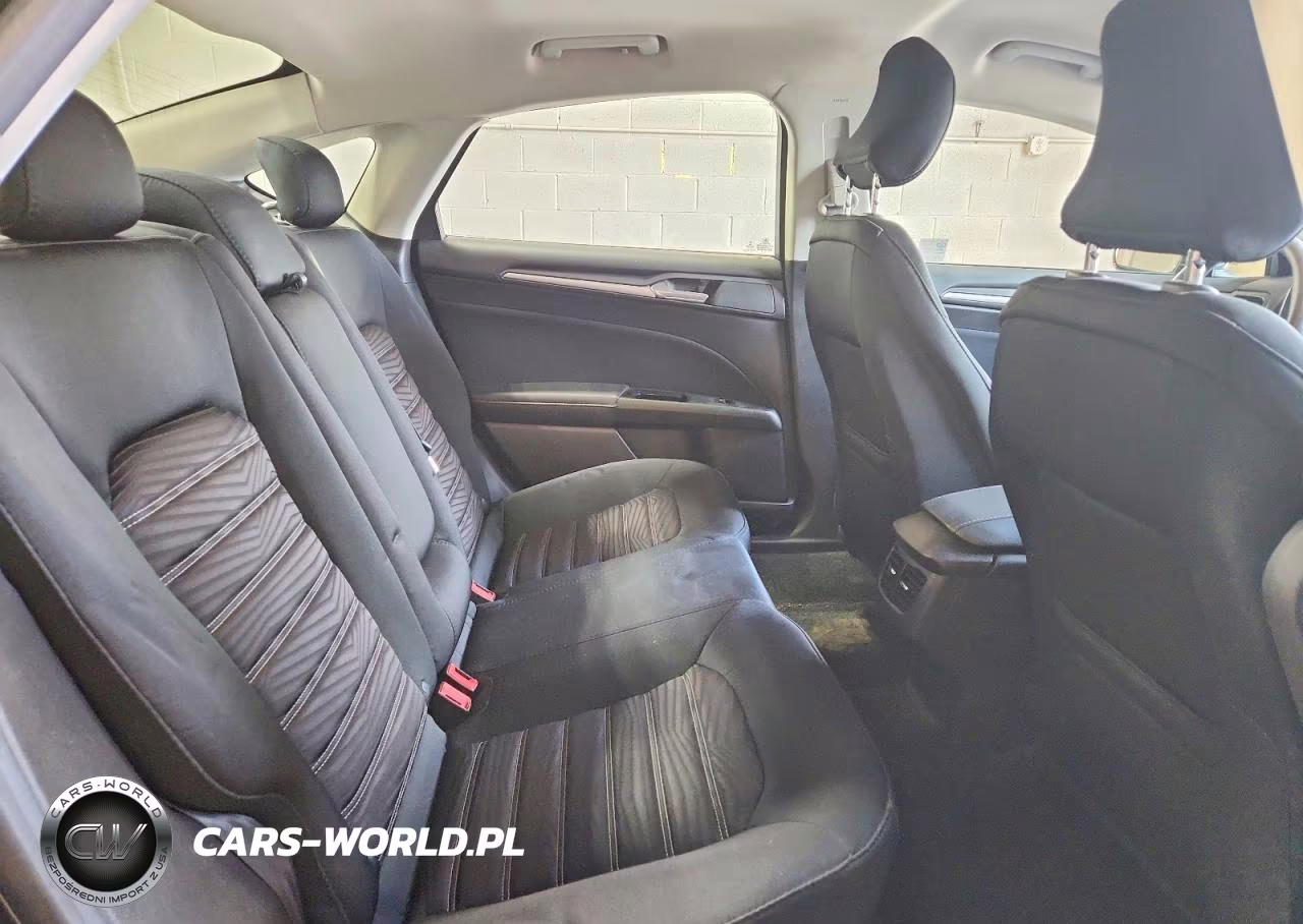 2016 Ford Fusion Se VIN:3FA6P0H76GR141680 - 10