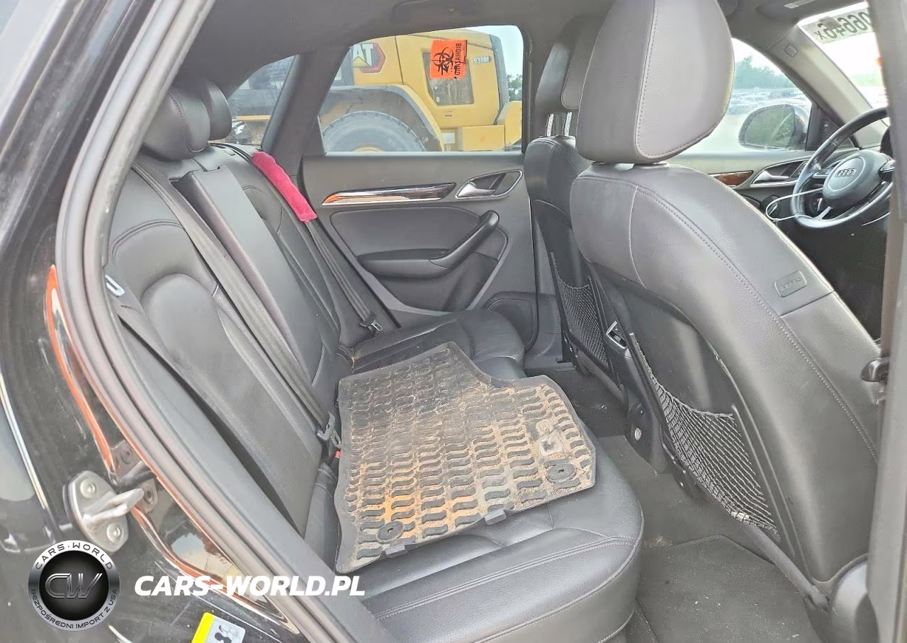 2016 Audi Q3 Premium Plus VIN:WA1EFCFS8GR017921 - 11
