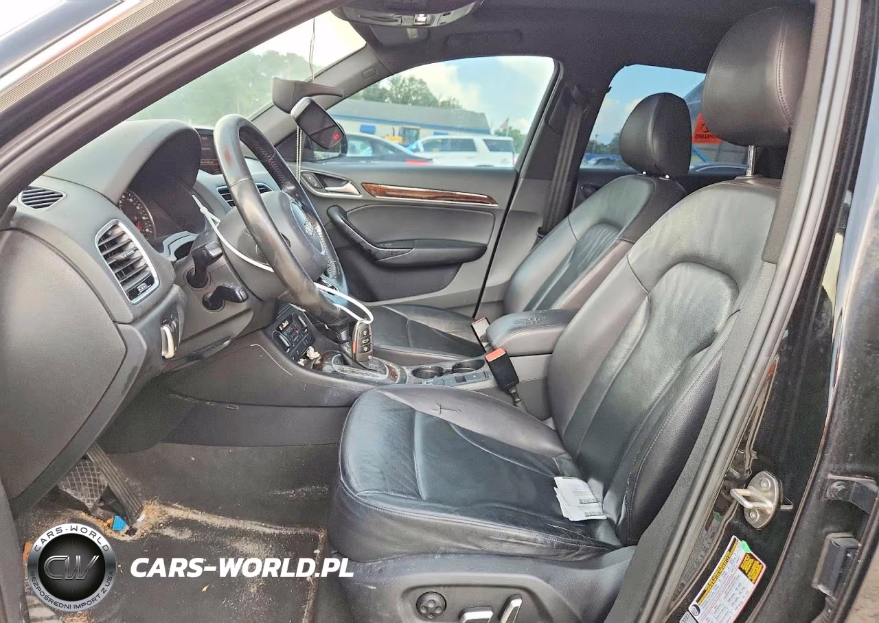 2016 Audi Q3 Premium Plus VIN:WA1EFCFS8GR017921 - 7