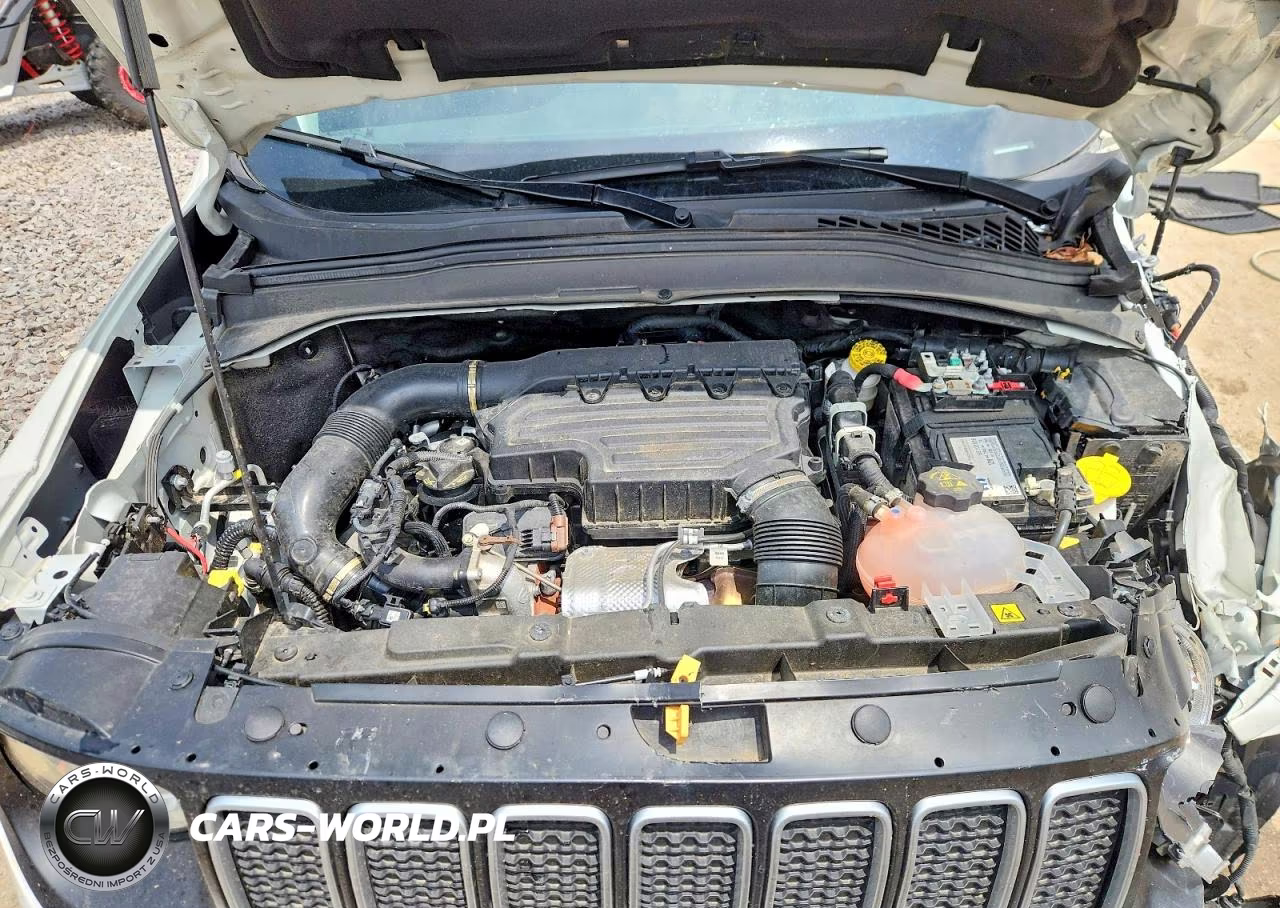 2023 Jeep Renegade Latitude VIN:ZACNJDB10PPP39080 - 12
