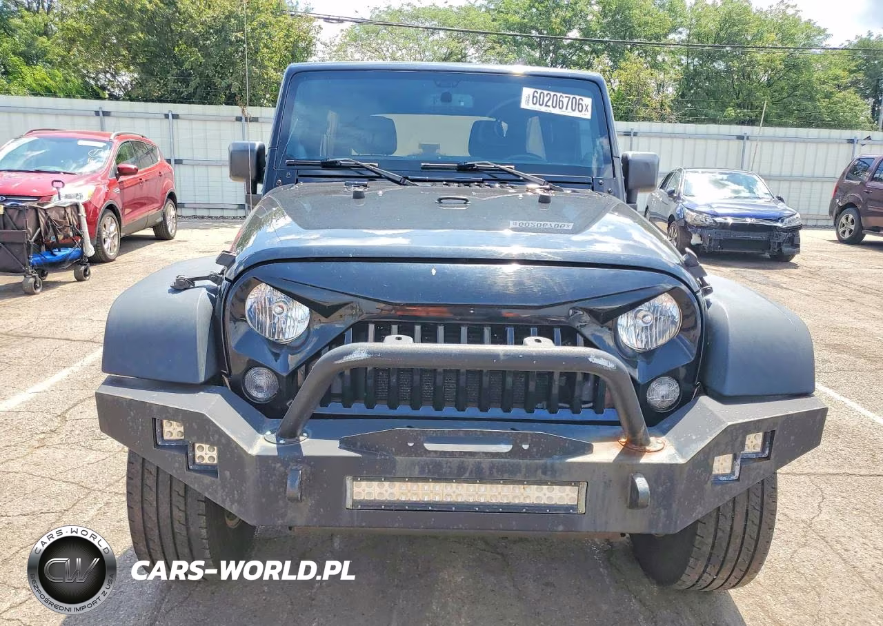 2014 Jeep Wrangler Unlimited Sport VIN:1C4BJWDG9EL329091 - 5