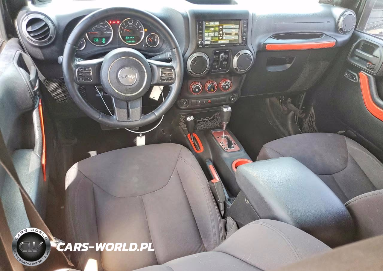 2014 Jeep Wrangler Unlimited Sport VIN:1C4BJWDG9EL329091 - 8