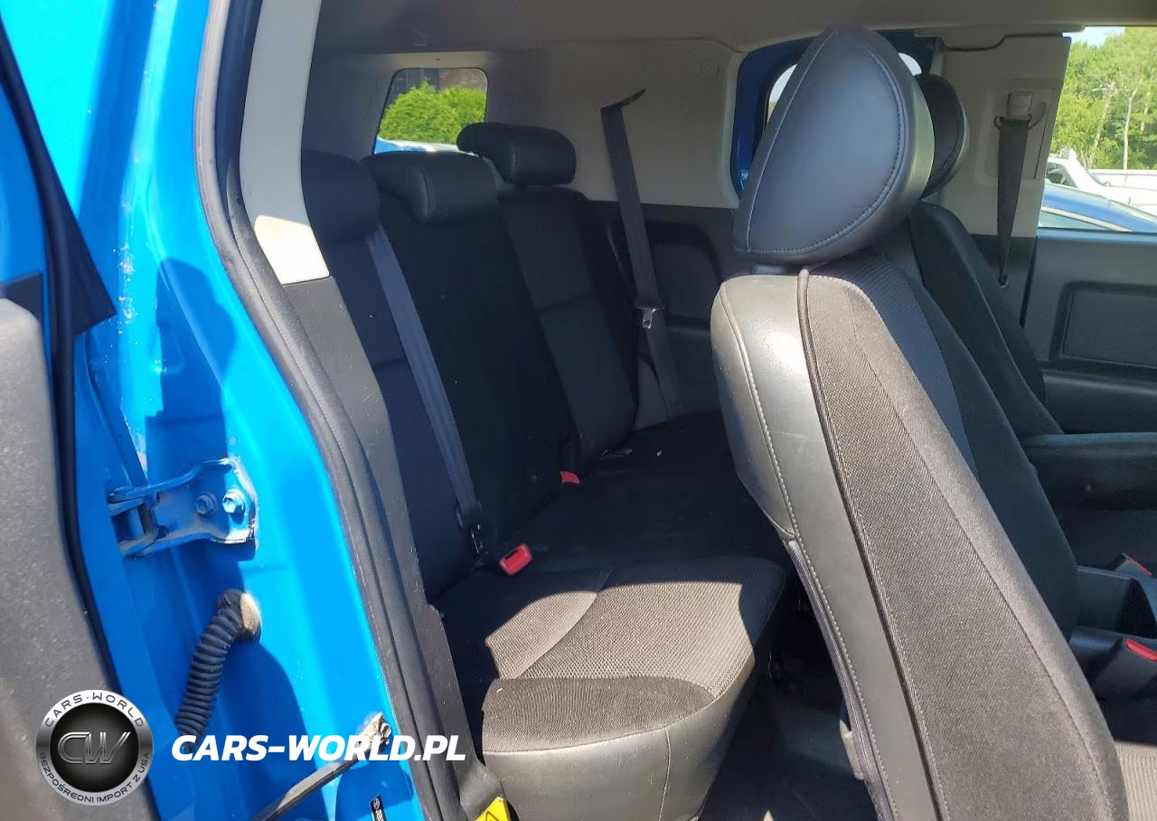 2007 Toyota Fj Cruiser Base VIN:JTEBU11F470008453 - 11
