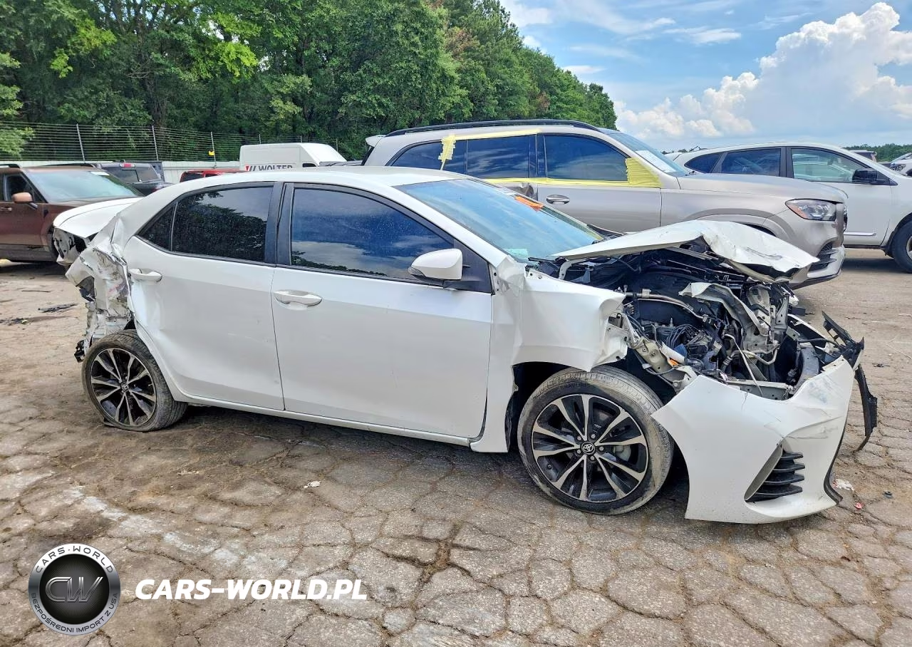 2017 Toyota Corolla Se VIN:5YFBURHE2HP687887 - 4