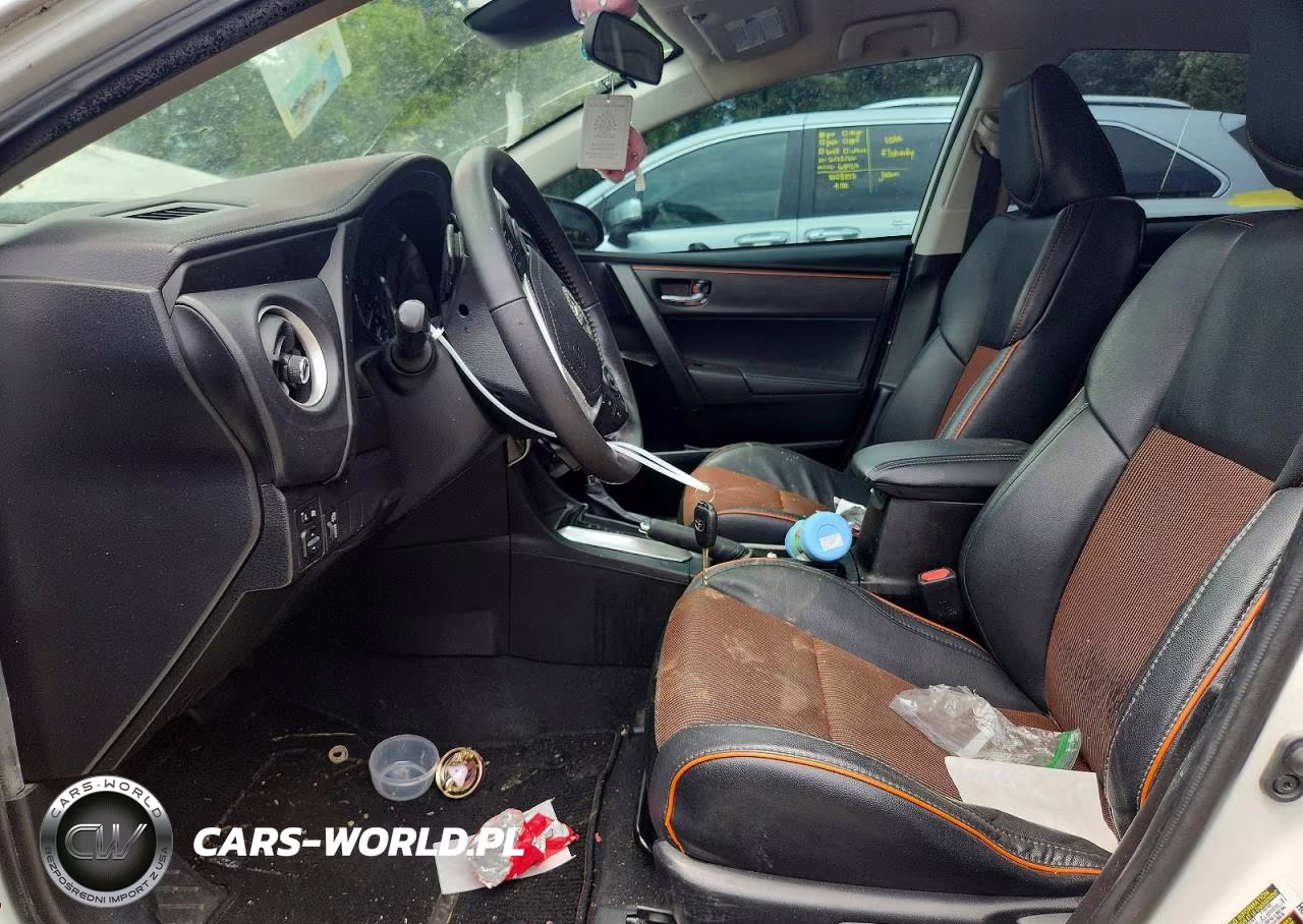 2017 Toyota Corolla Se VIN:5YFBURHE2HP687887 - 7