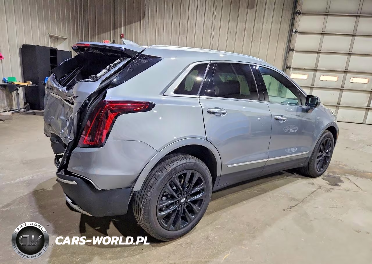 2024 Cadillac Xt5 Premium Luxury VIN:1GYKNDR40RZ710882 - 3