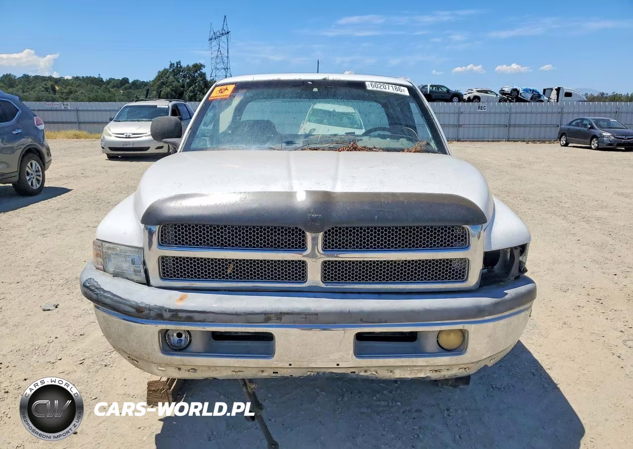 2000 Dodge Ram 1500 VIN:3B7HC13Z0YG152541 - 5