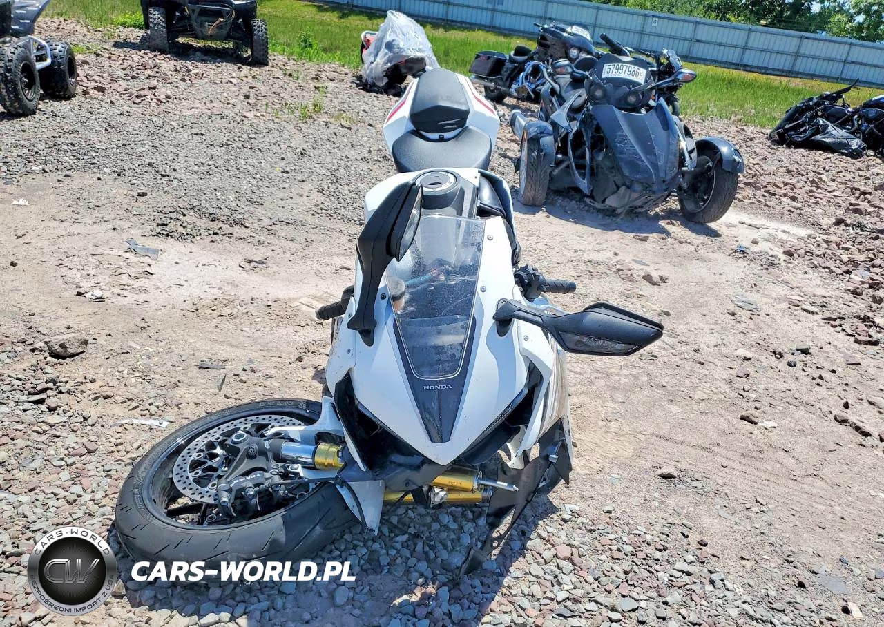 2025 Honda Cbr1000 Rr VIN:JH2SC7710SK800156 - 2