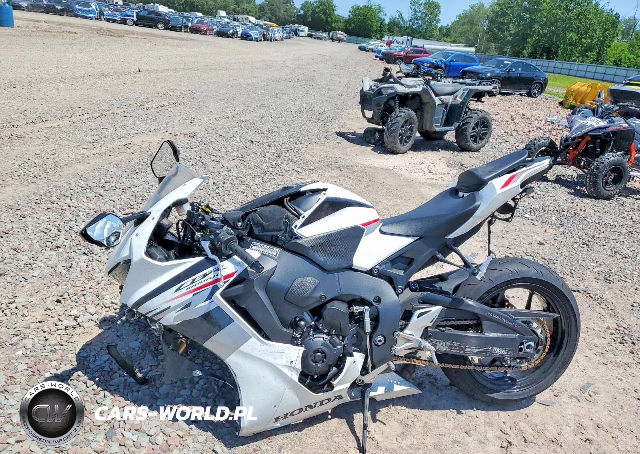 2025 Honda Cbr1000 Rr VIN:JH2SC7710SK800156 - 3