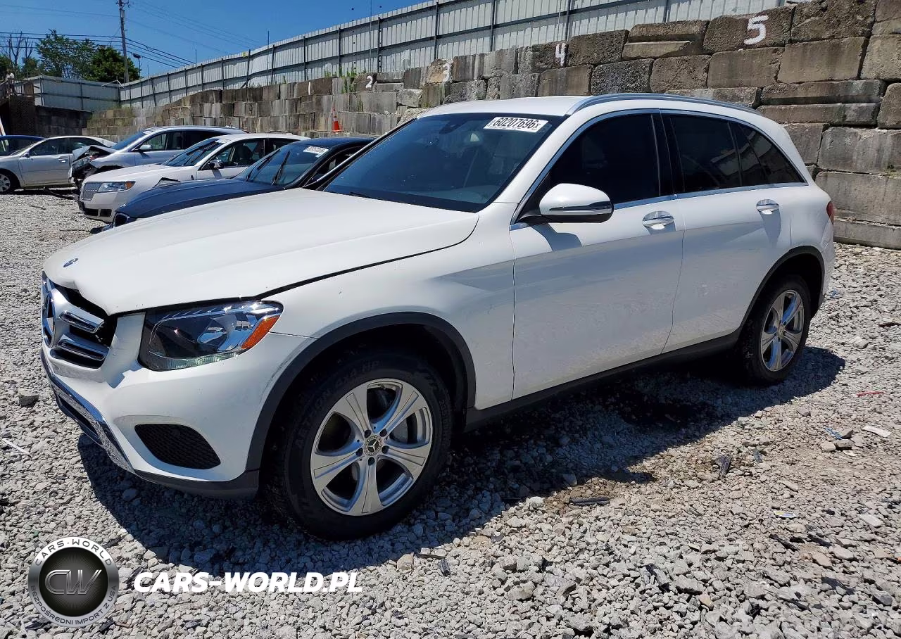 2017 Mercedes-Benz Glc 300 4Matic – zdjęcie 1 z 13