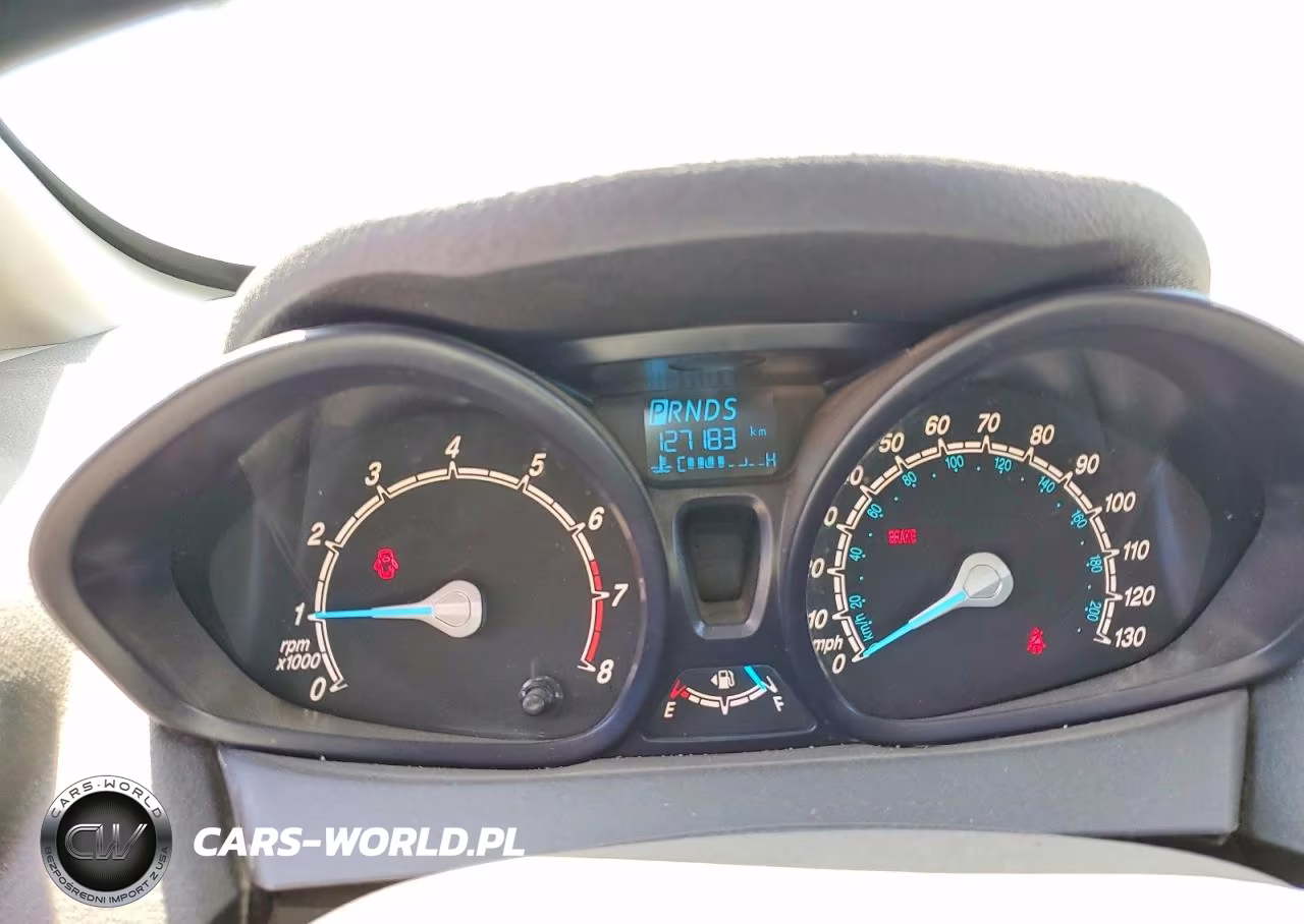 2015 Ford Fiesta S VIN:3FADP4AJ1FM176076 - 9