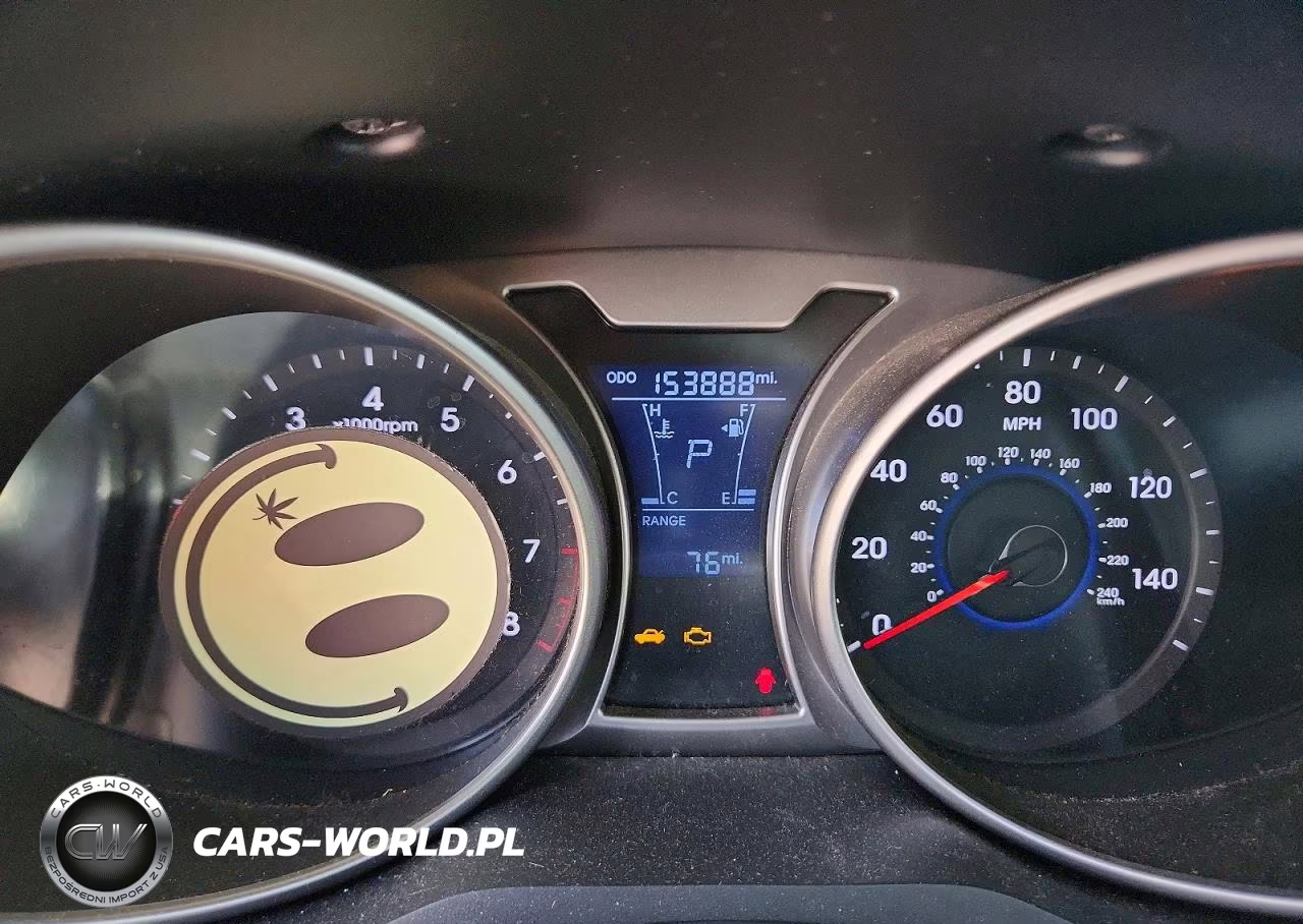 2015 Hyundai Veloster Base VIN:KMHTC6AD7FU235677 - 9