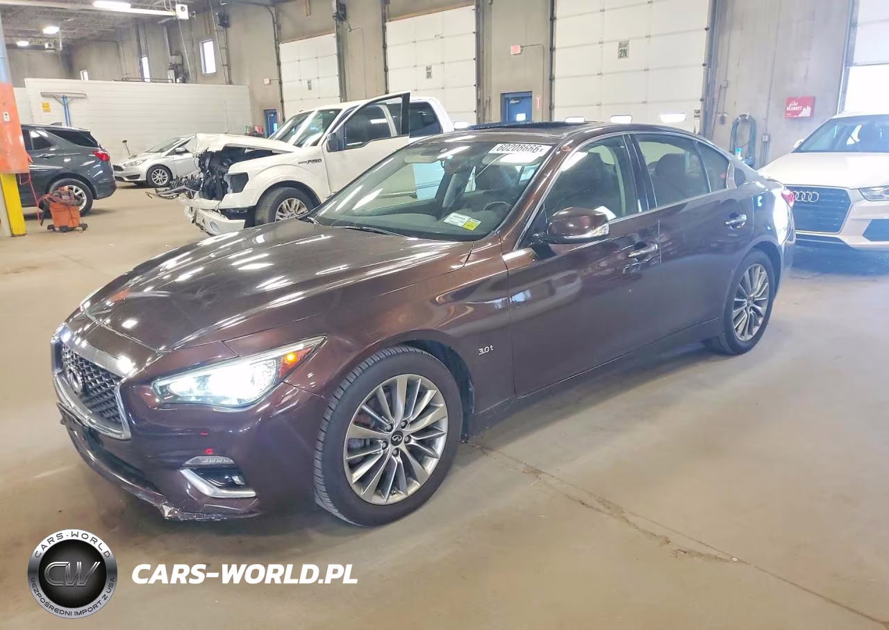 2018 Infiniti Q50 3.0T Luxe – zdjęcie 1 z 12