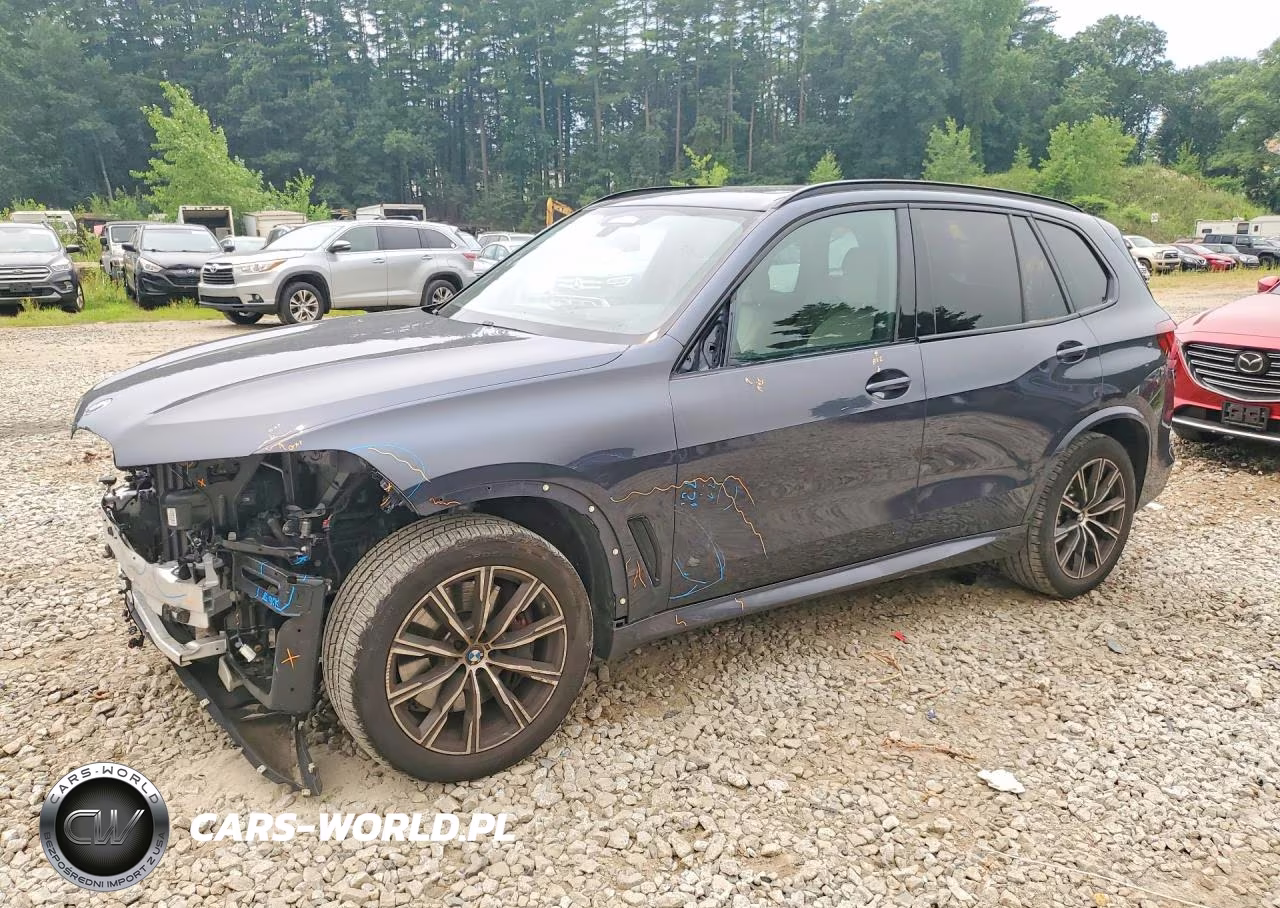 2021 BMW X5 M50I