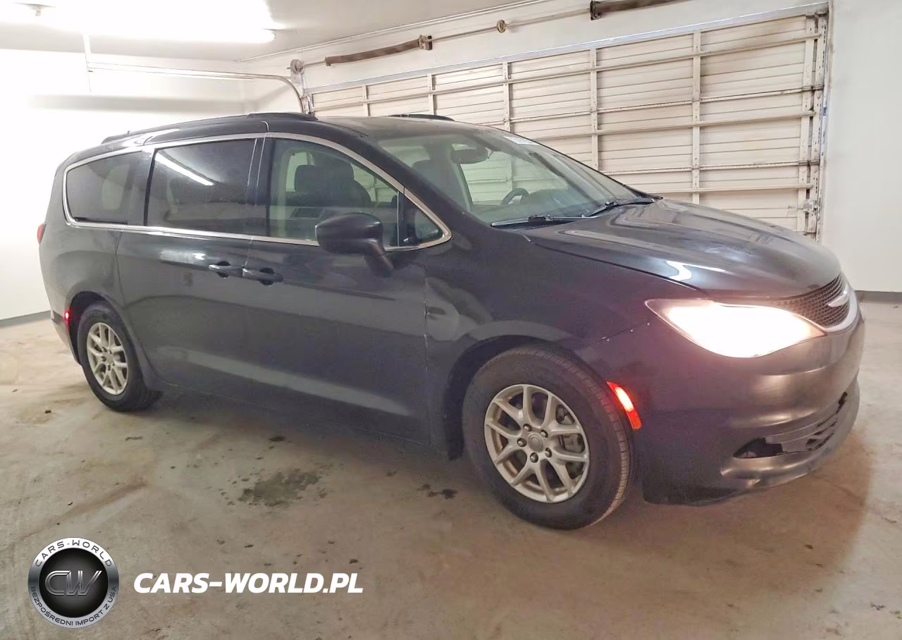 2020 Chrysler Voyager Lxi VIN:2C4RC1DGXLR266017 - 4