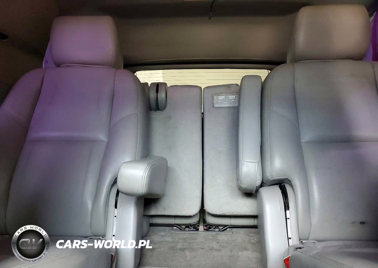 2011 Chevrolet Tahoe K1500 Ltz VIN:1GNSKCE04BR131550 - 10