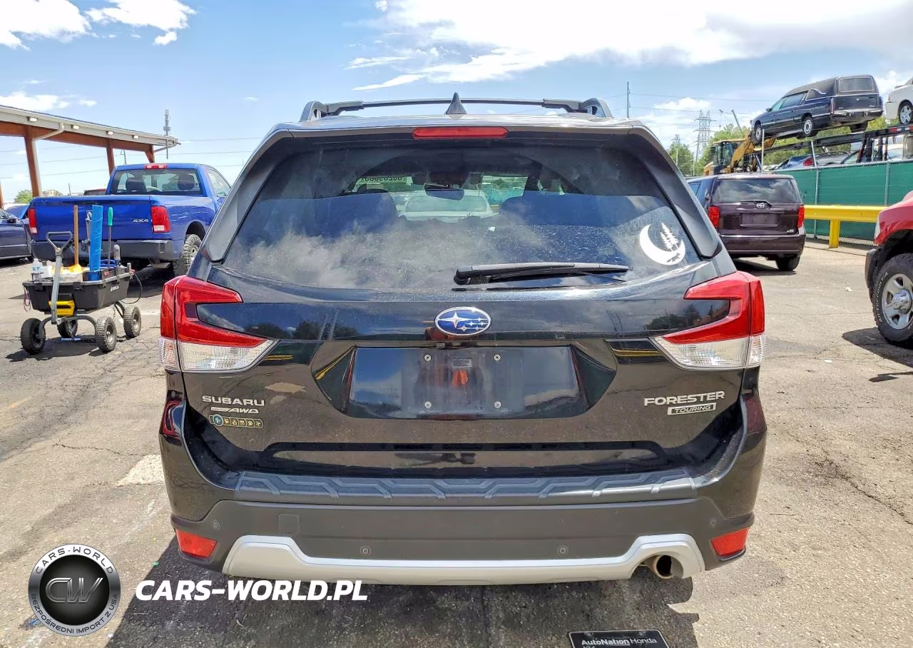2020 Subaru Forester Touring VIN:JF2SKAXC4LH463131 - 6