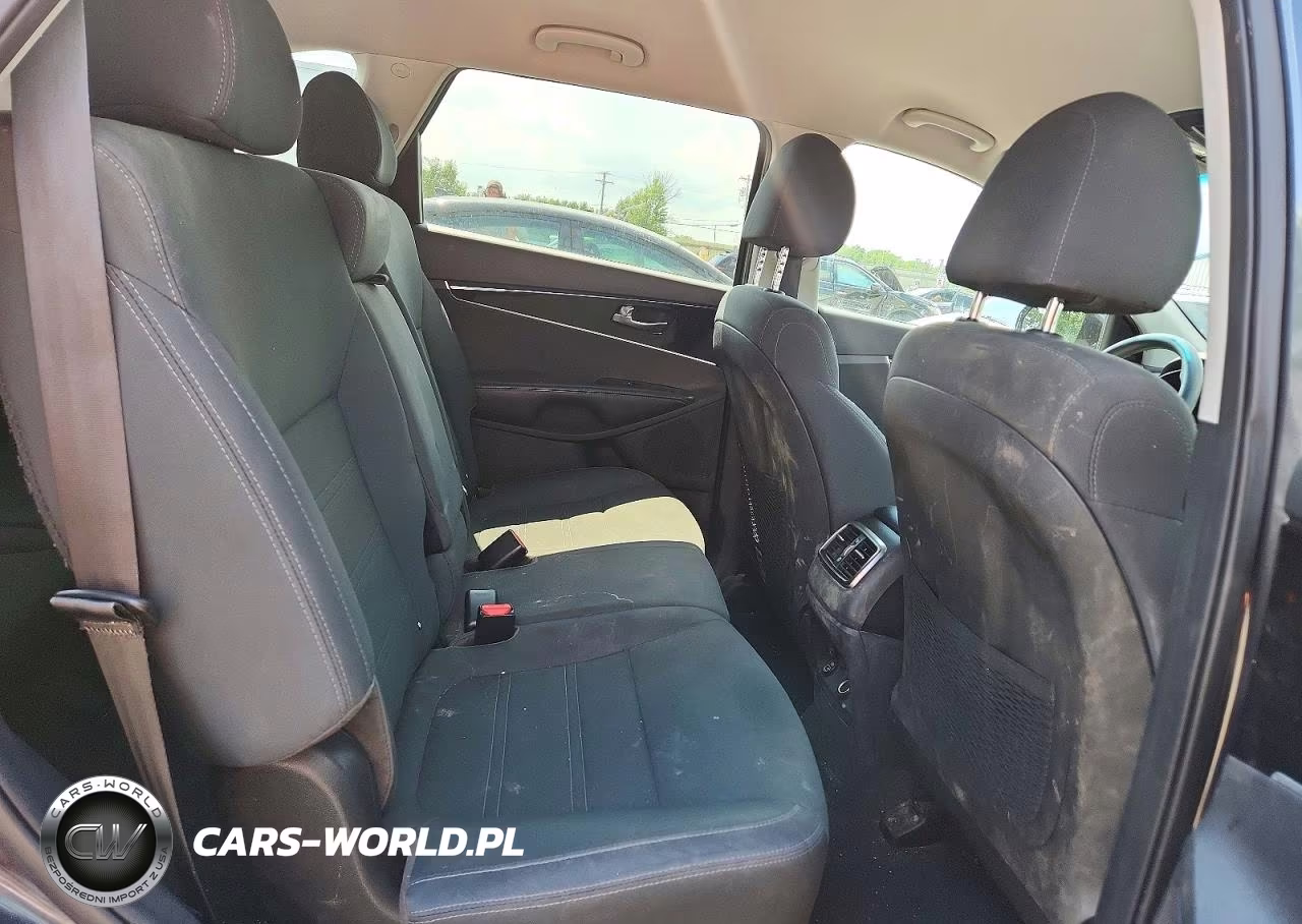 2020 Kia Sorento Lx VIN:5XYPGDA35LG678851 - 11